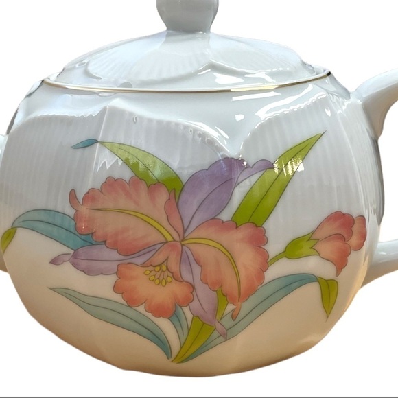 Otagiri Vintage Teapot, Orchid Mist, Excellent Condition, No Chips Or Cracks - Picture 2 of 7